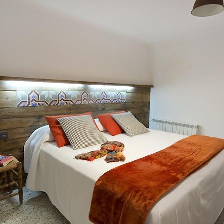 Apartments Mo Monistrol de Montserrat ภายนอก รูปภาพ