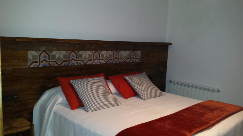 Apartments Mo Monistrol de Montserrat ภายนอก รูปภาพ