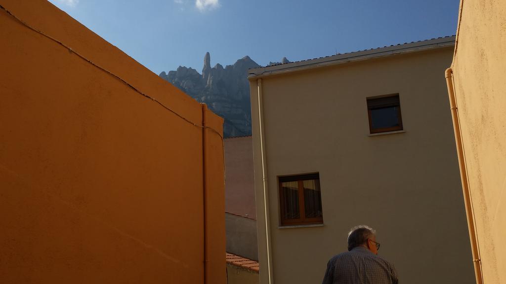 Apartments Mo Monistrol de Montserrat ภายนอก รูปภาพ