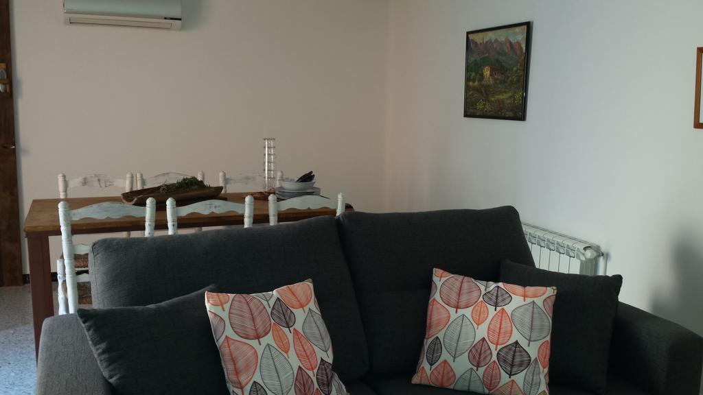 Apartments Mo Monistrol de Montserrat ภายนอก รูปภาพ